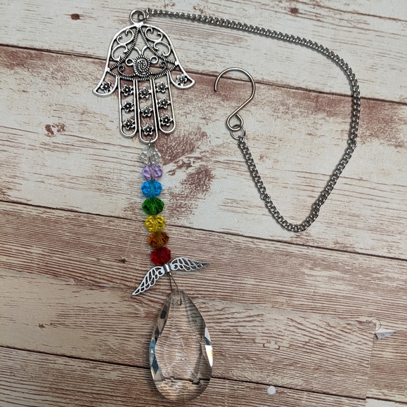 Hamsa, crystal chakra & teardrop prism - Picture 10 of 12